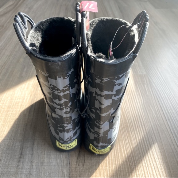 NWT-Boys Batman 🦇 Boots 🥾 - Picture 4 of 5